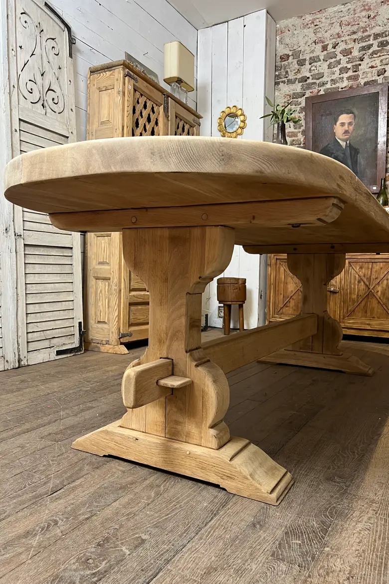 Table de monastère en chêne