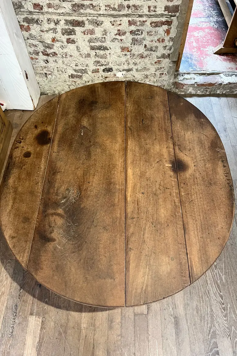Table de vigneron en noyer Début XXème