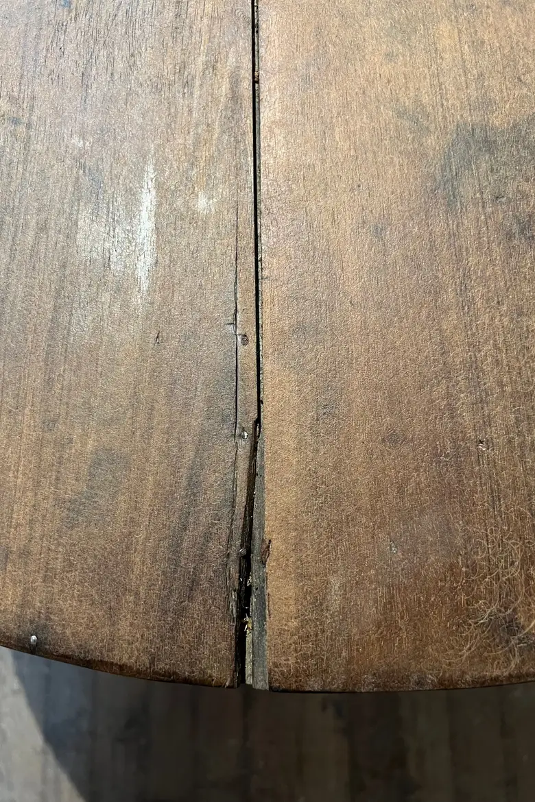 Table de vigneron en noyer Début XXème