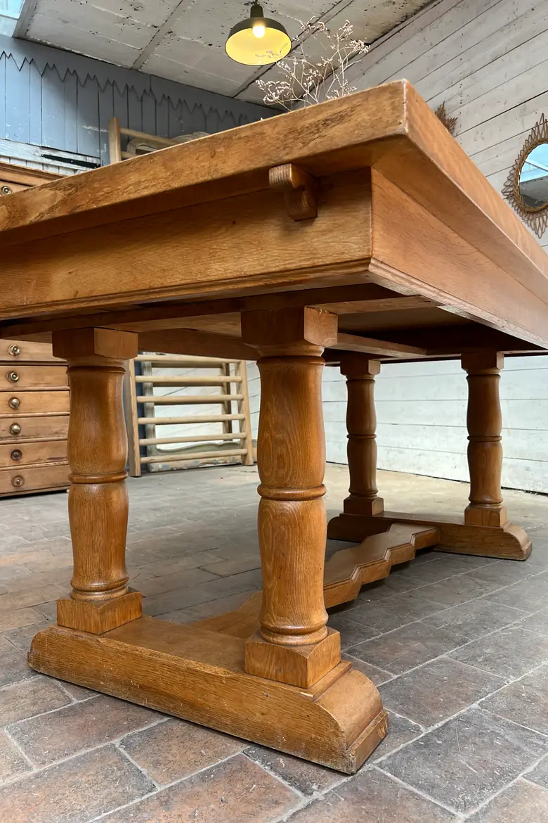 Table des années 50 en chêne – Plateau parquet Versailles