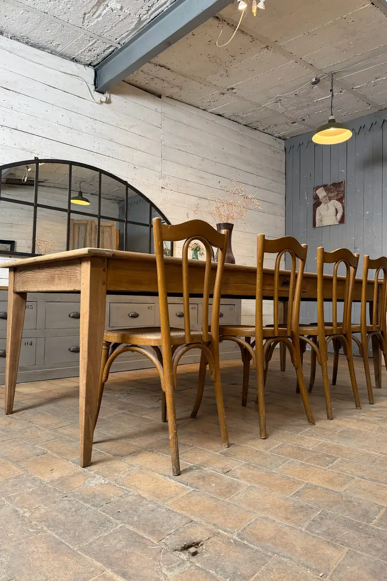 Table en châtaignier – début XXe siècle