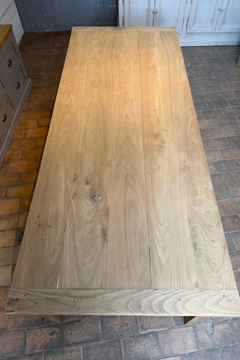 Table en châtaignier – début XXe siècle