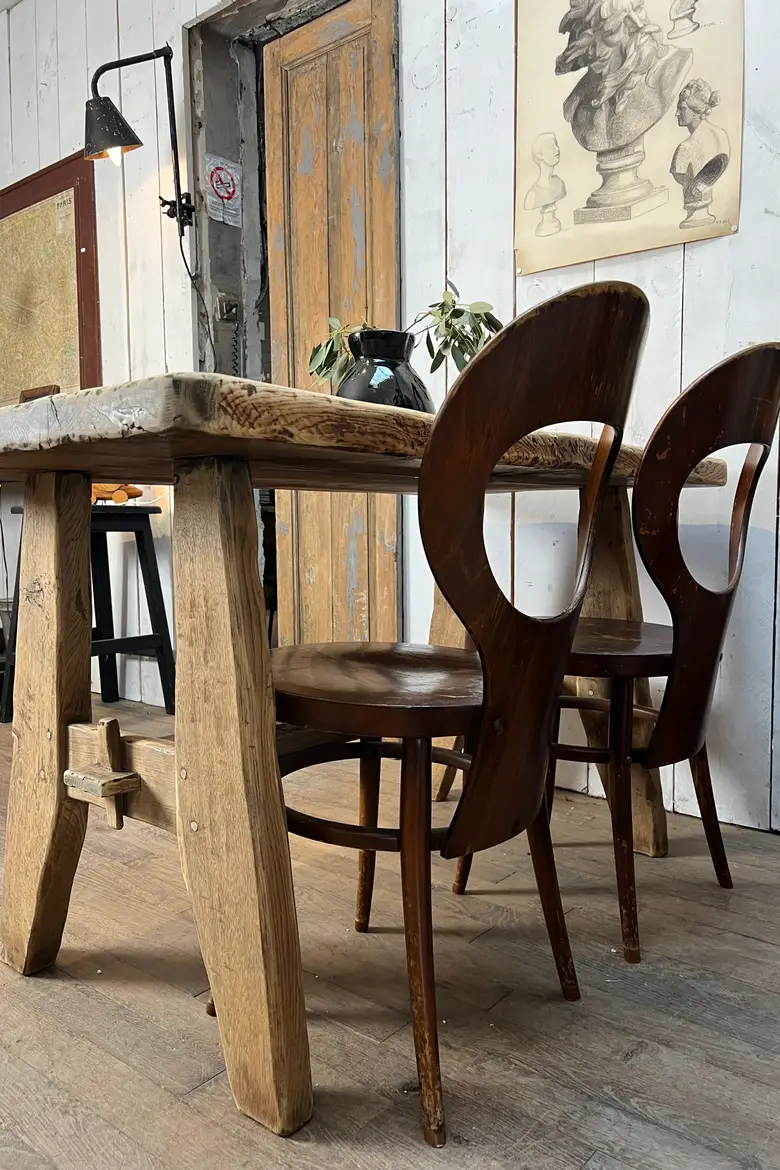 Table en chêne primitive