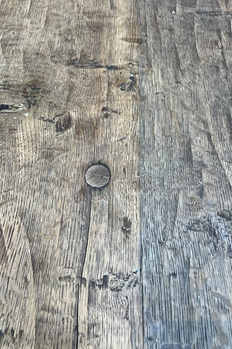 Table en chêne primitive
