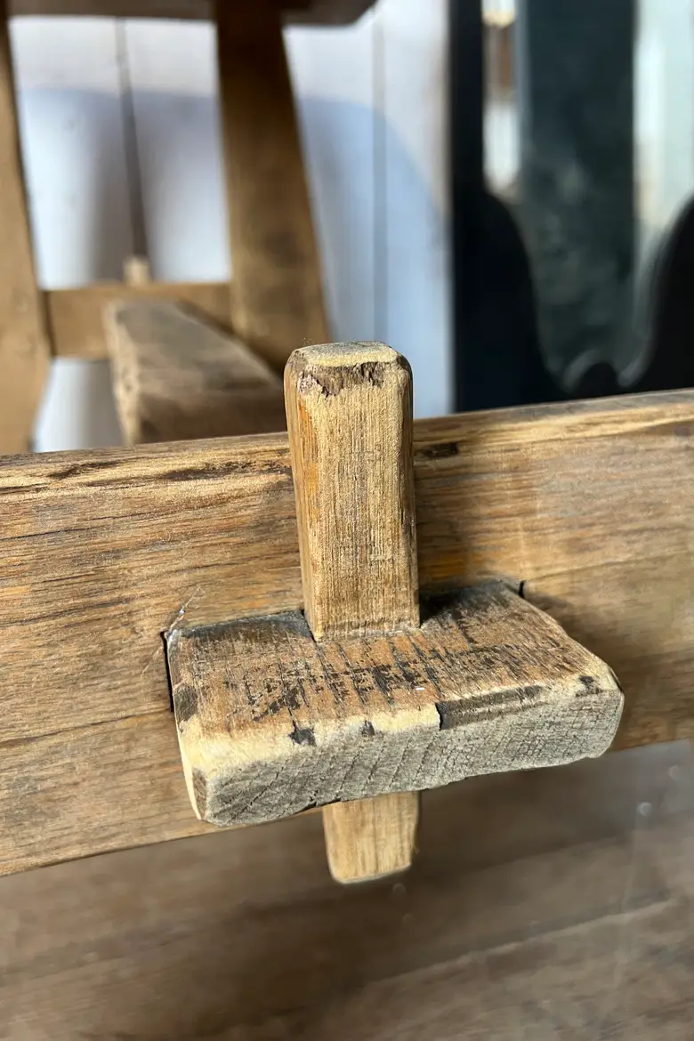 Table en chêne primitive