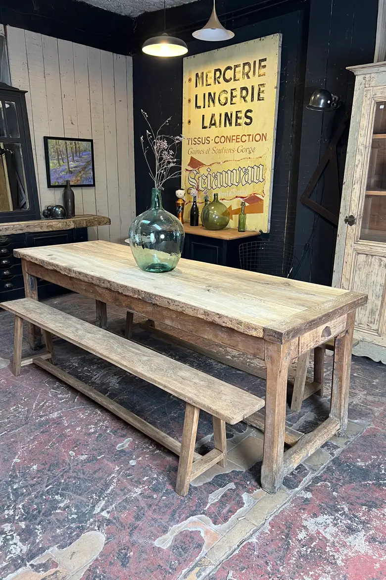 Table en chêne rustique
