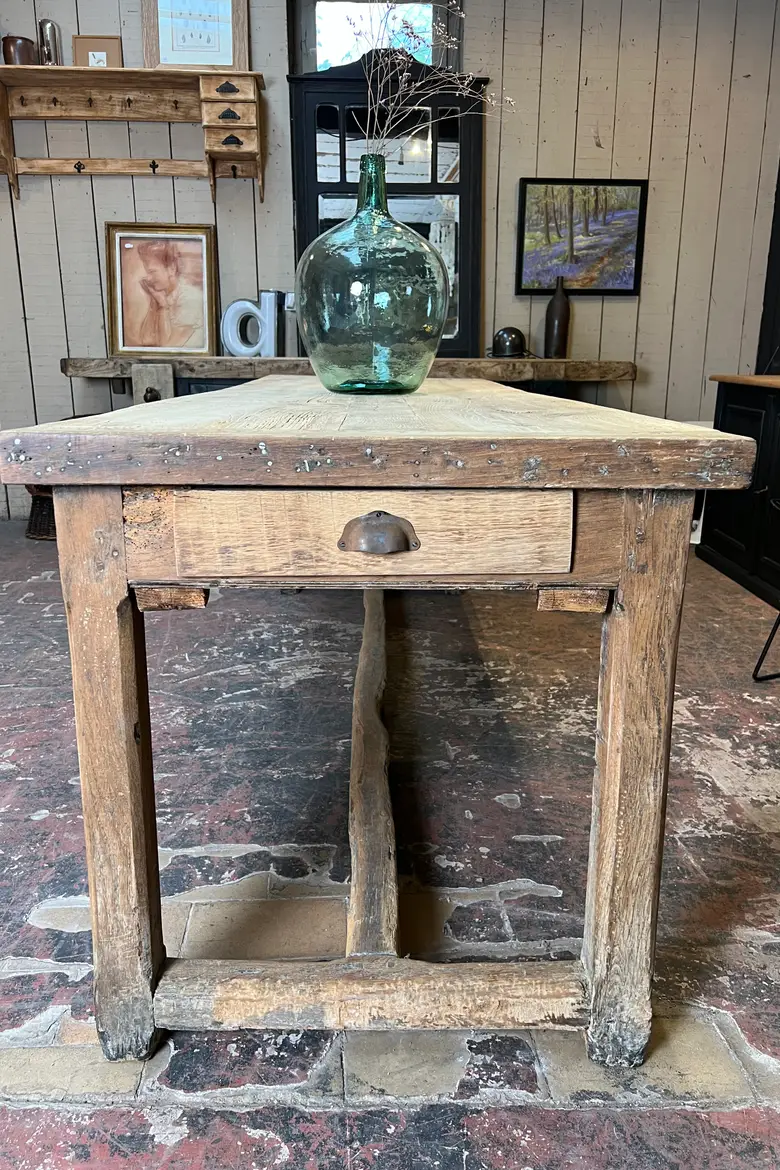 Table en chêne rustique