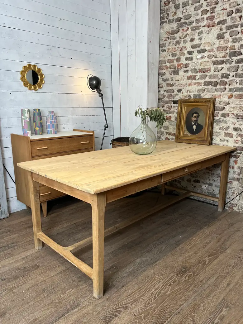 Table en sapin et chêne