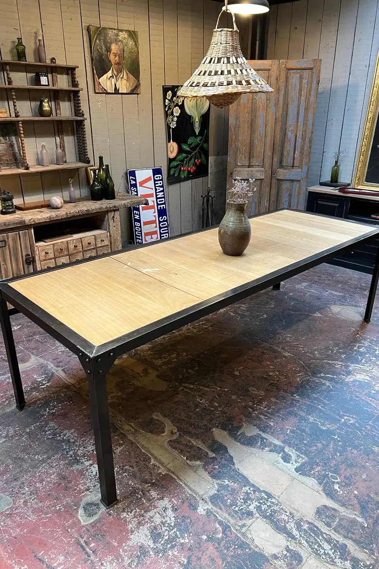Table industrielle métal et bois