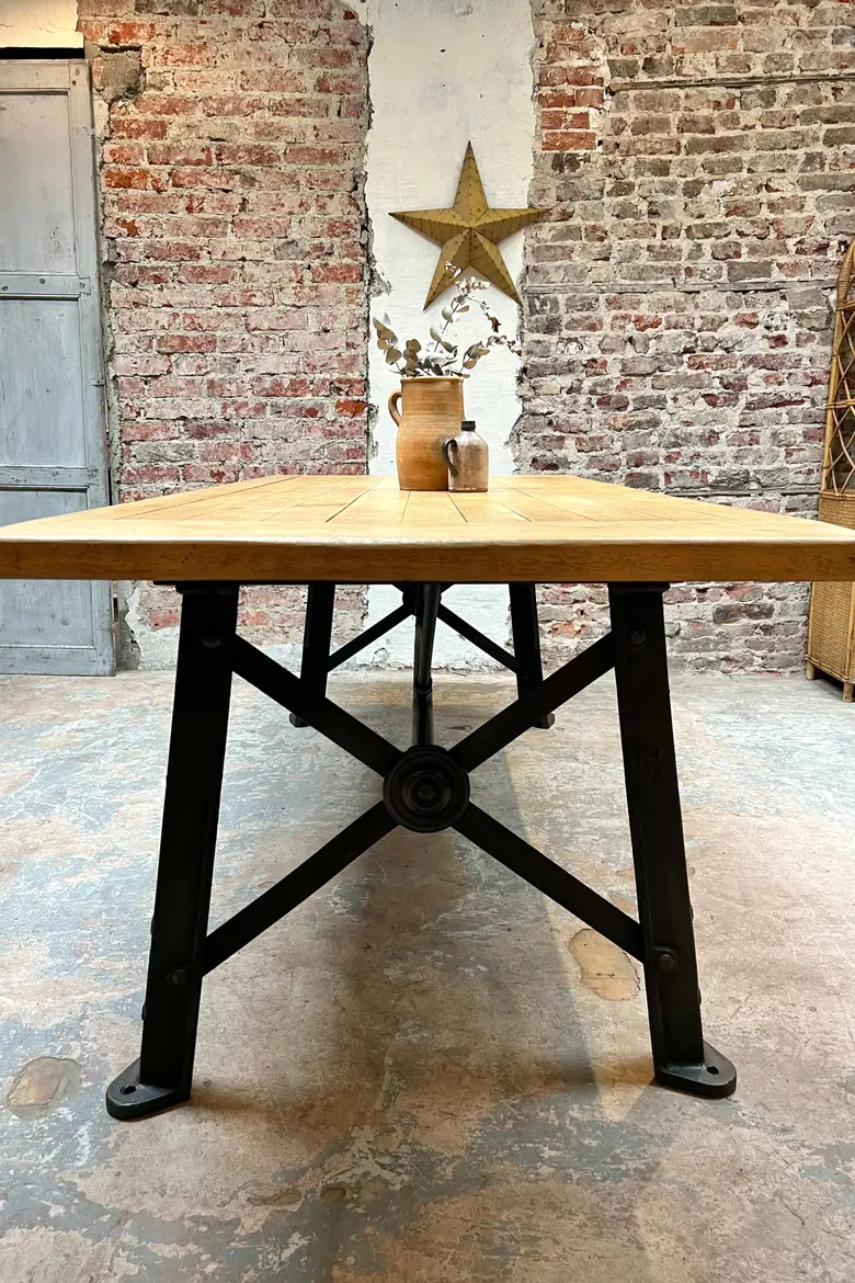 Table industrielle métal et bois