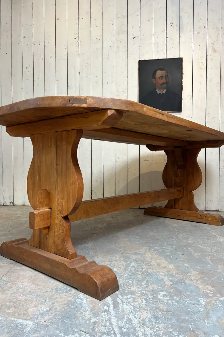Table monastère ovale en chêne
