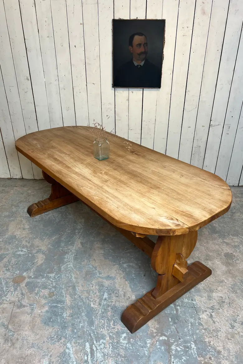 Table monastère ovale en chêne