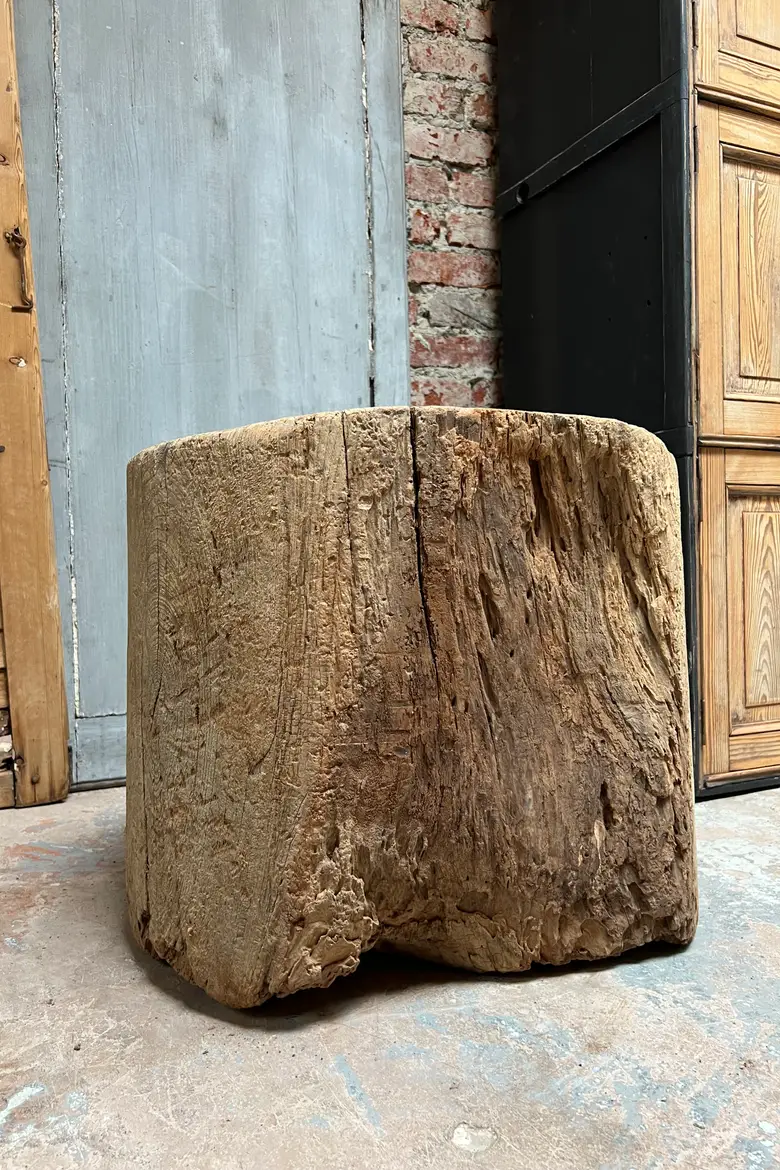 Table ou tabouret primitif Début XXème