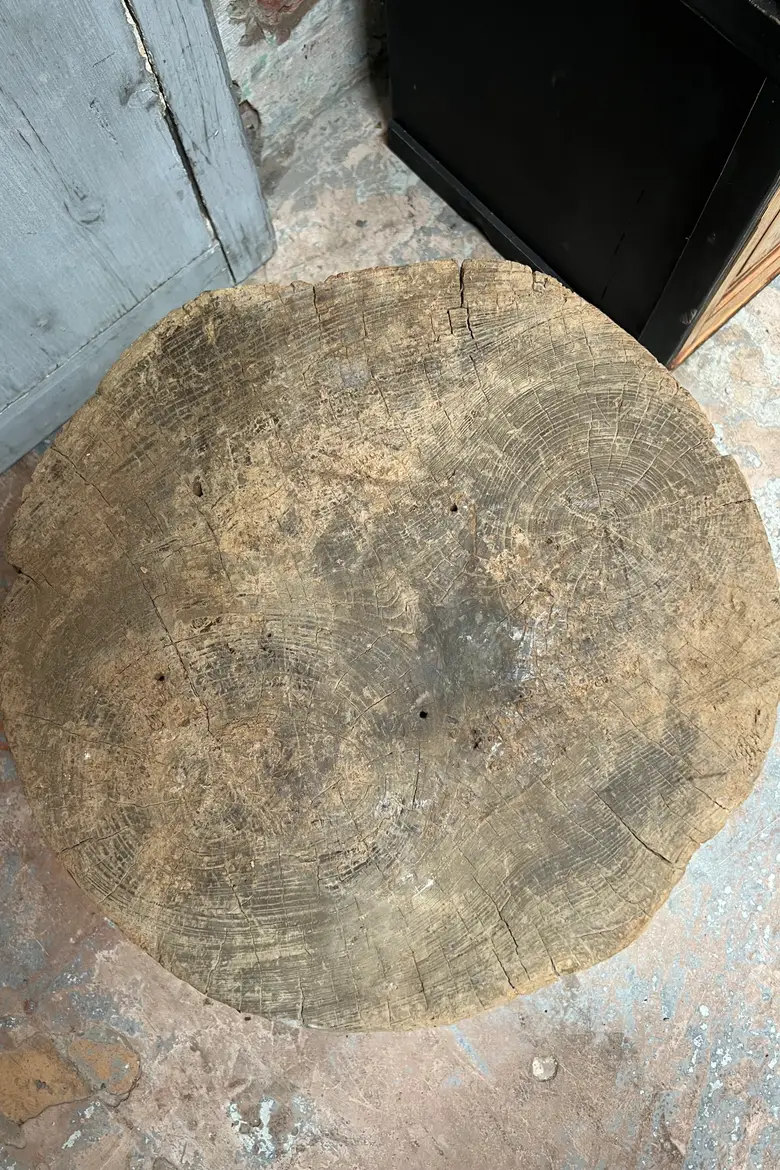 Table ou tabouret primitif Début XXème