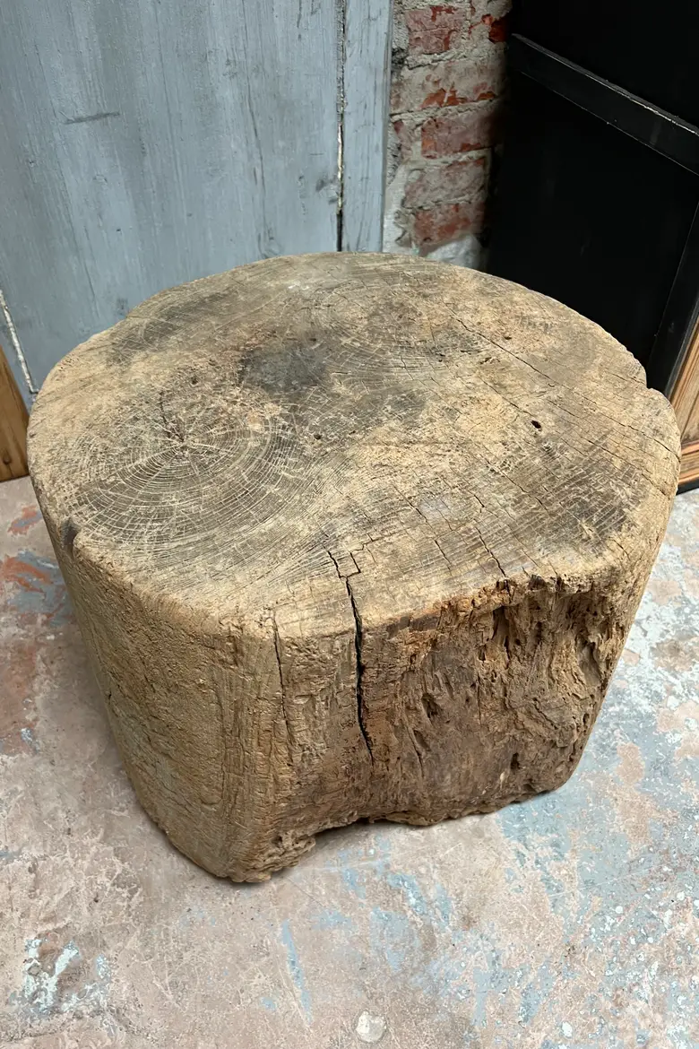 Table ou tabouret primitif Début XXème