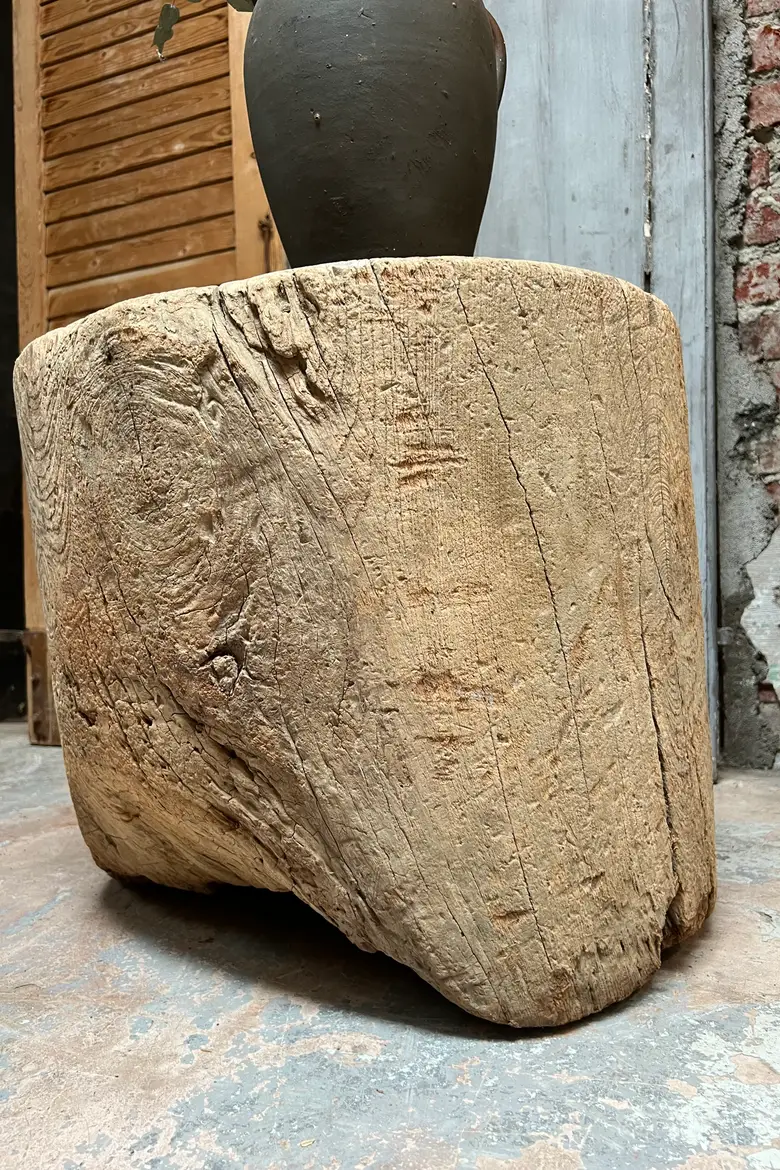 Table ou tabouret primitif Début XXème
