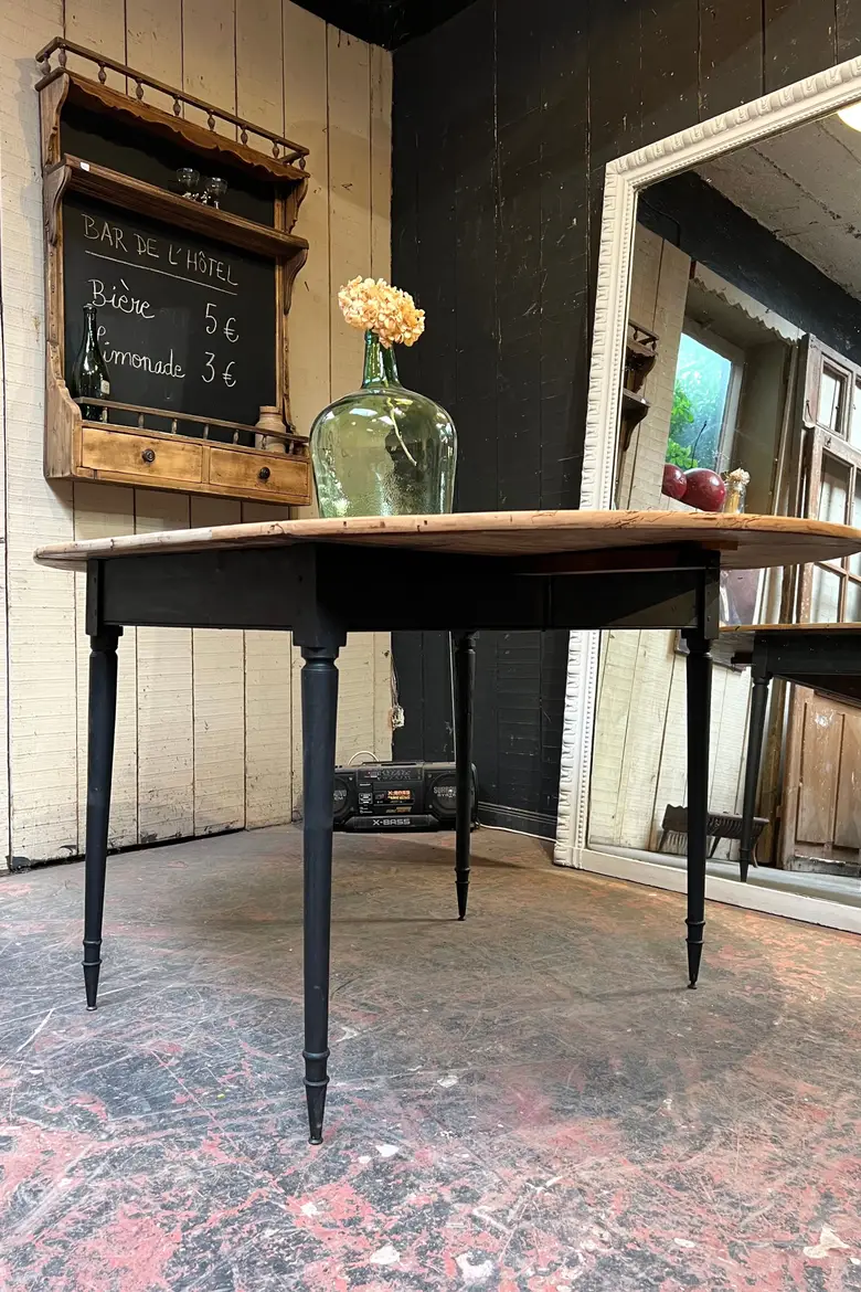 Table ovale à rabats 1920
