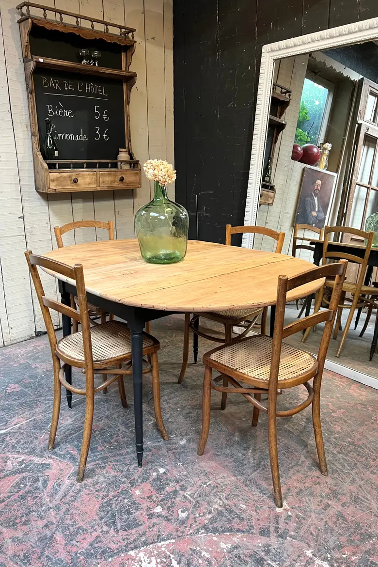 Table ovale à rabats 1920