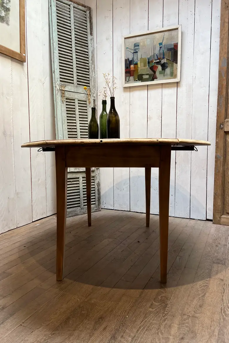 Table ovale à rabats1920