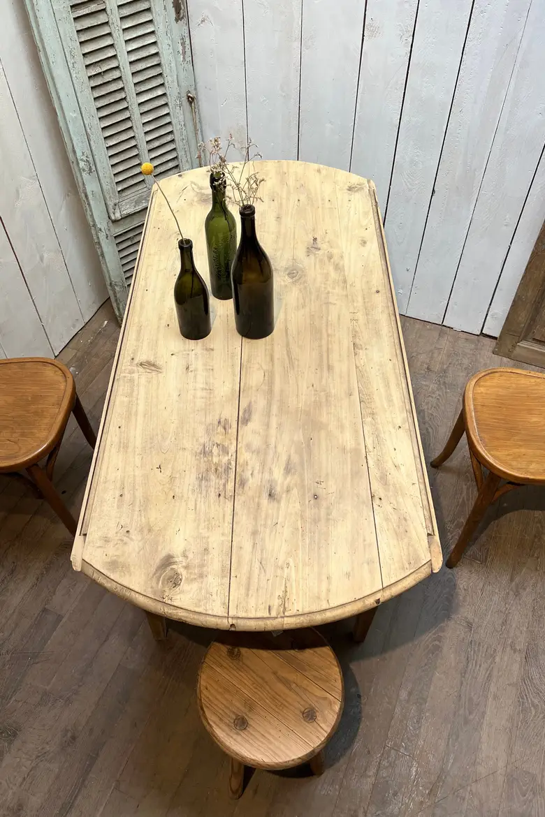 Table ovale à rabats1920