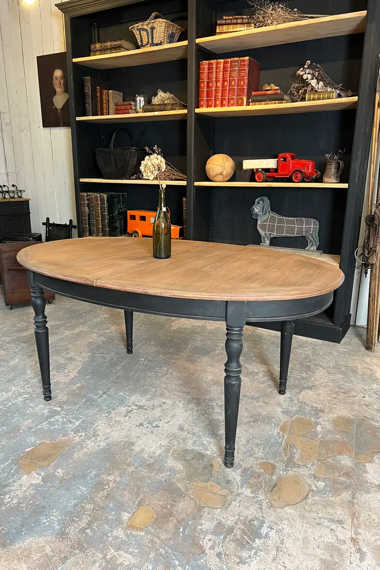 Table ovale à rallonge
