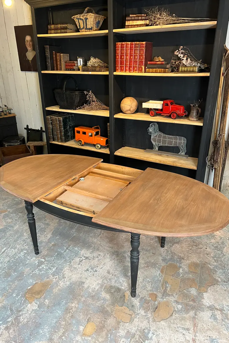 Table ovale à rallonge