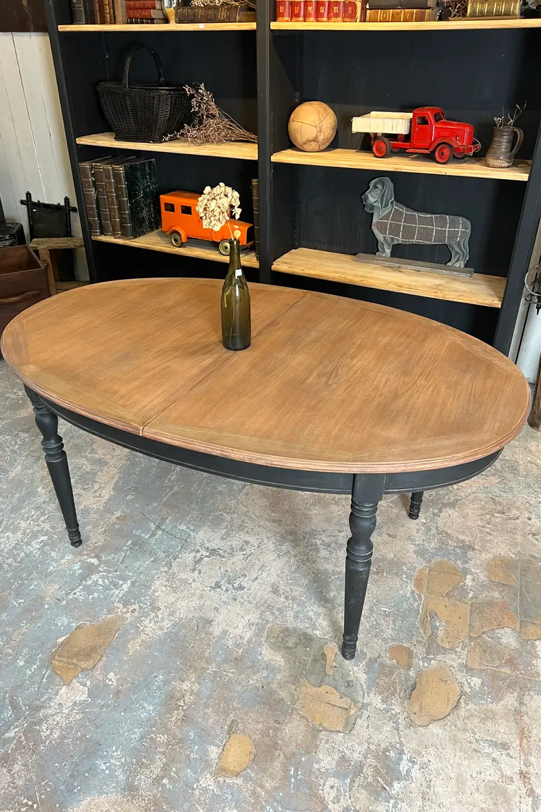 Table ovale à rallonge