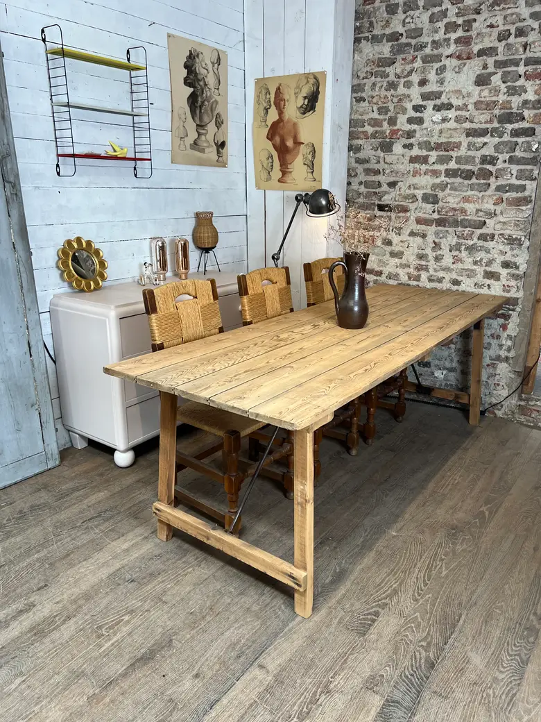 Table pliante en sapin