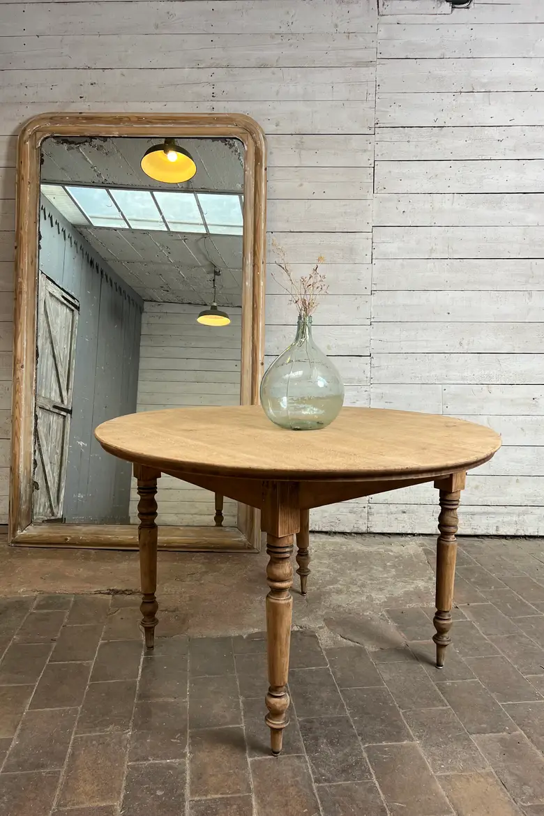 Table ronde en chêne