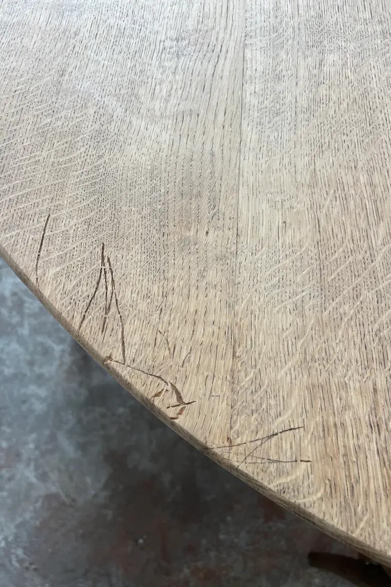 Table ronde en chêne