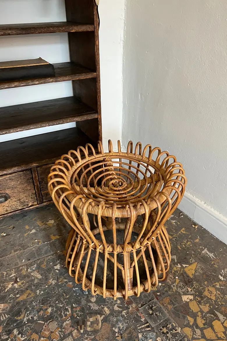 Tabouret en rotin vintage Années 50