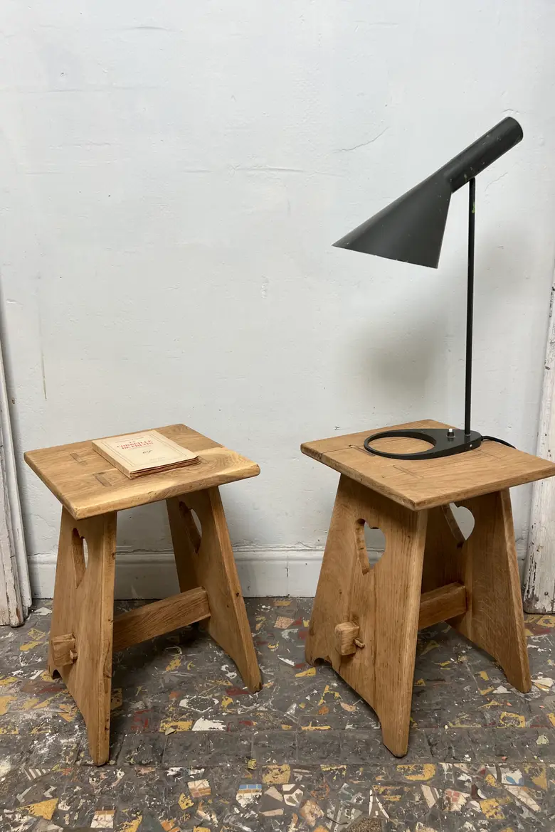 Tabourets d’alpage en chêne