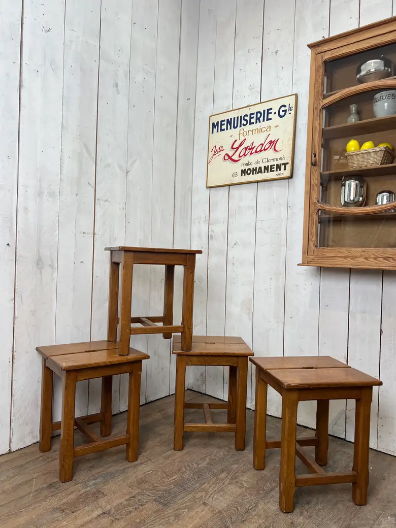 Tabourets en chêne (vendus à l’unité)