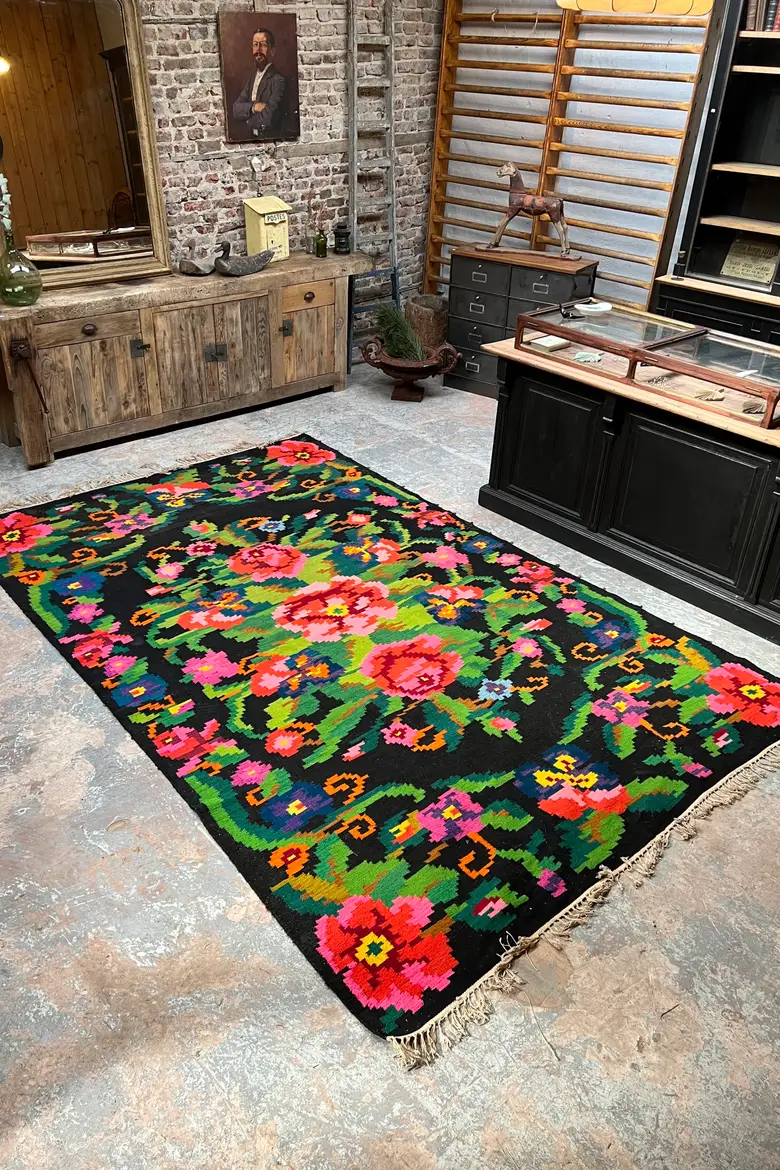 Tapis kilim Moldave XXème