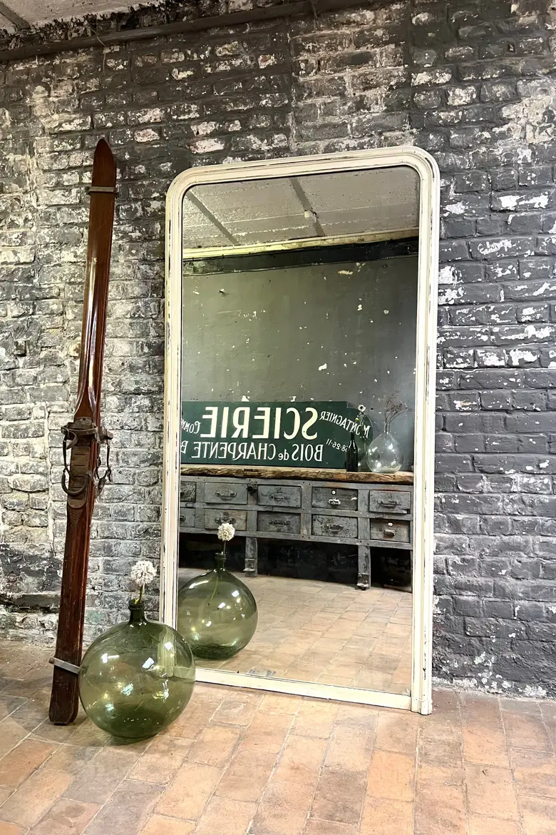 Très grand miroir de style Louis Philippe