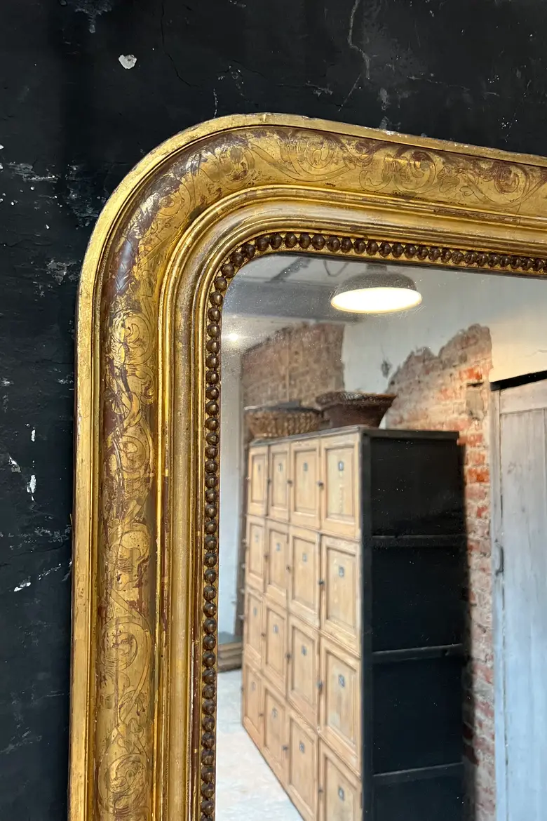 Très grand miroir Louis Philippe doré début 20e