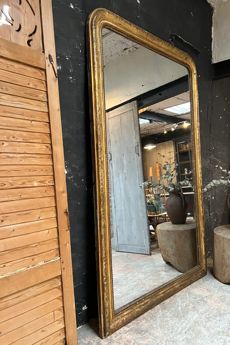 Très grand miroir Louis Philippe doré début 20e