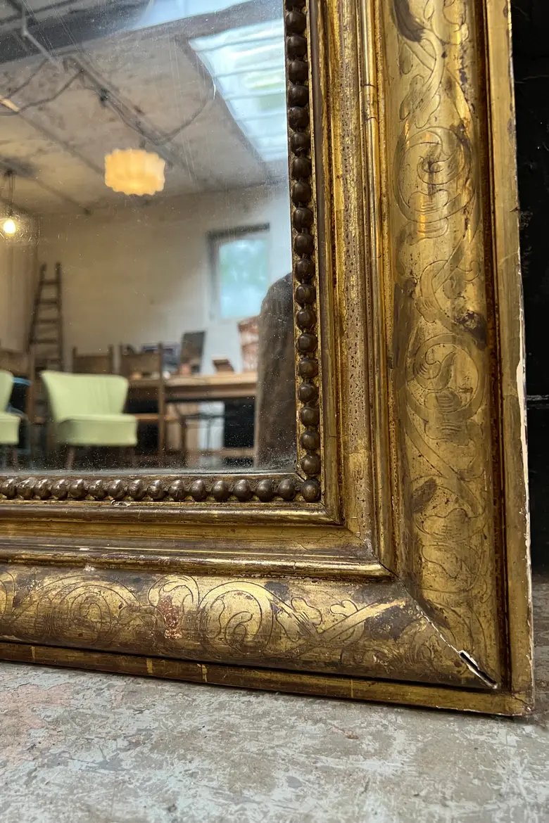 Très grand miroir Louis Philippe doré début 20e