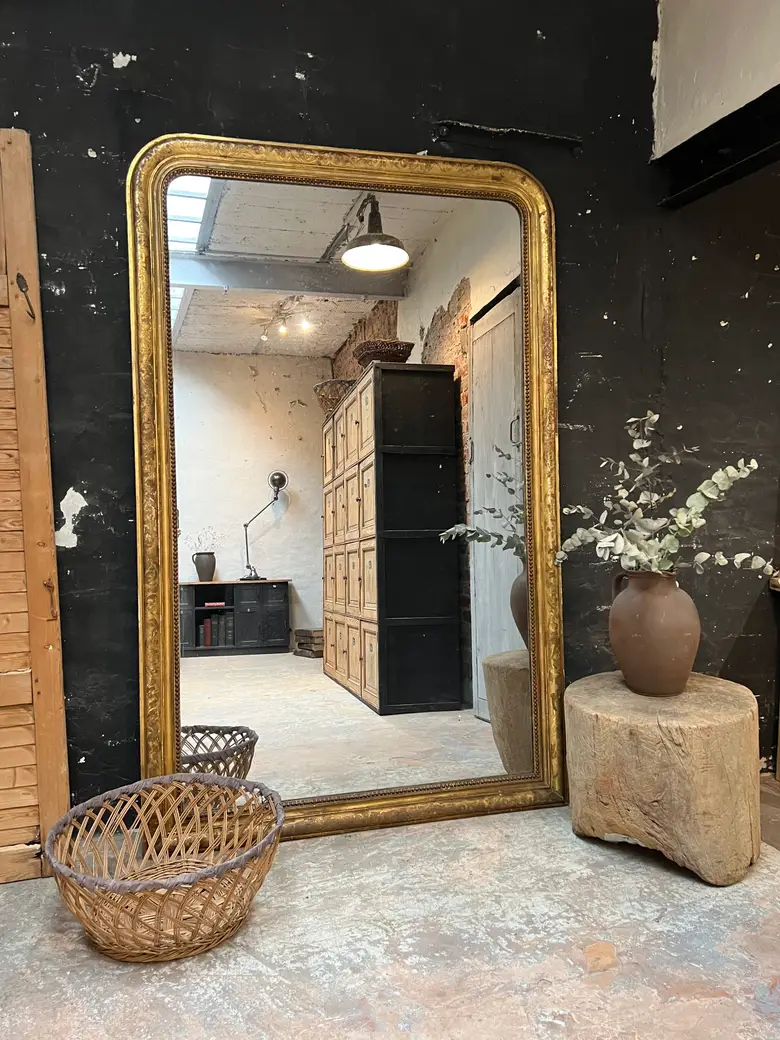 Très grand miroir Louis Philippe doré début 20e