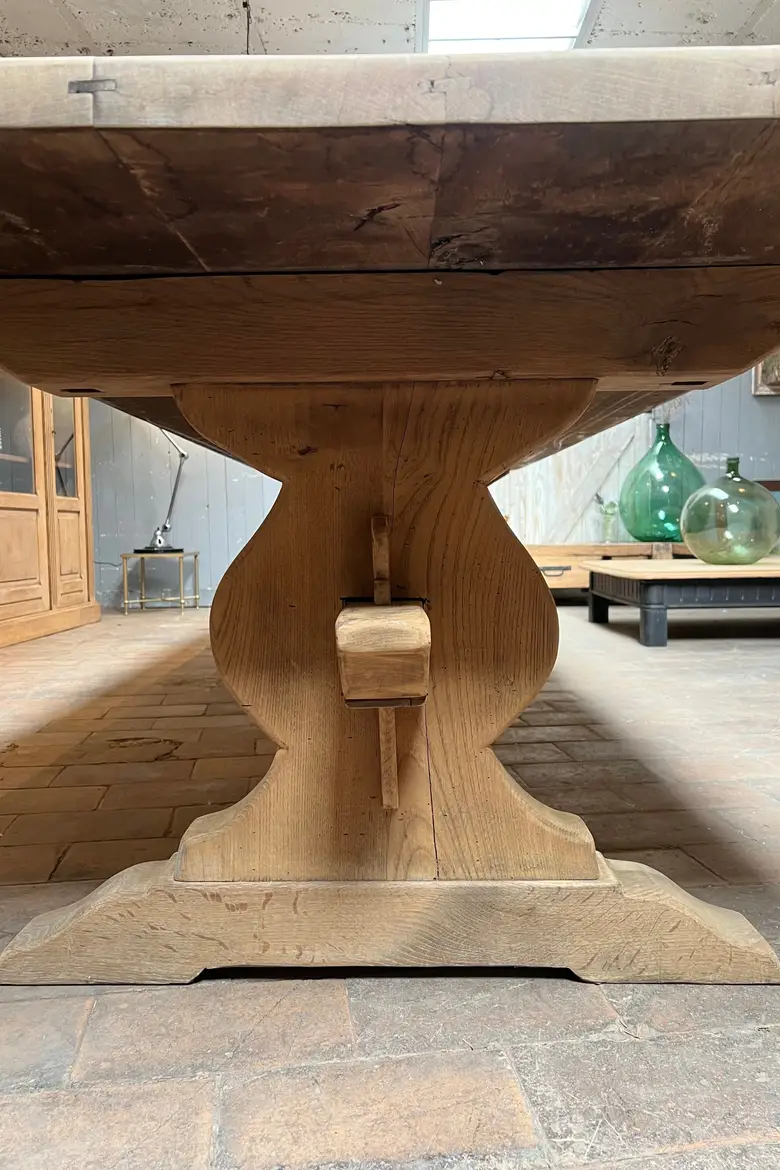 Très grande table de monastère en chêne Années 50