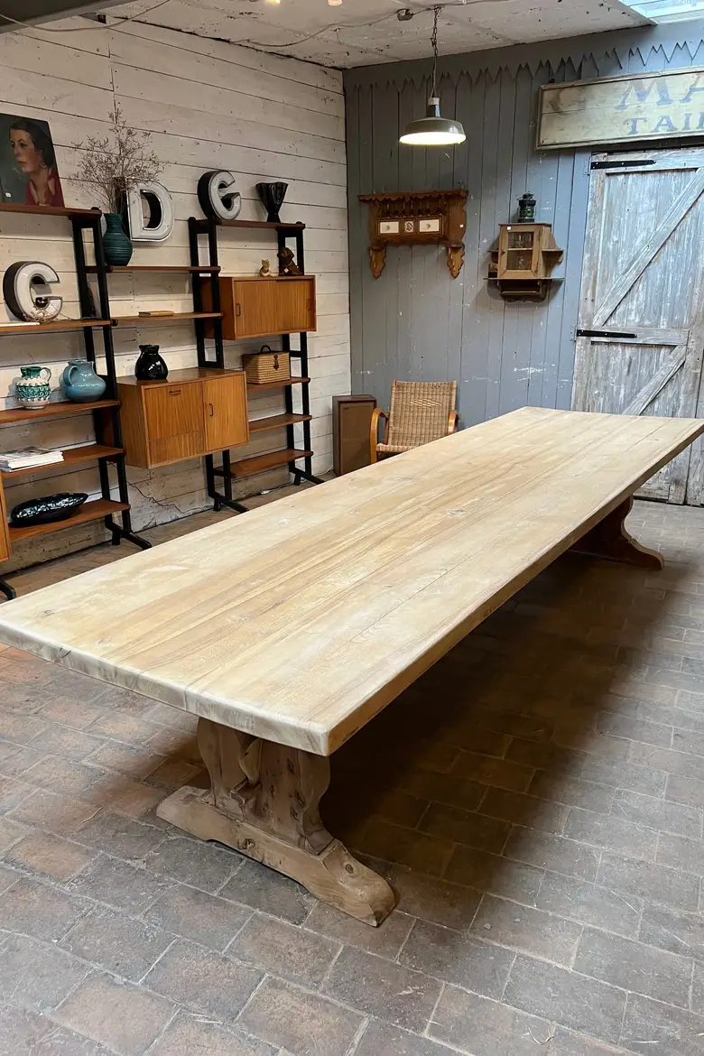 Très grande table de monastère en chêne Début XXème