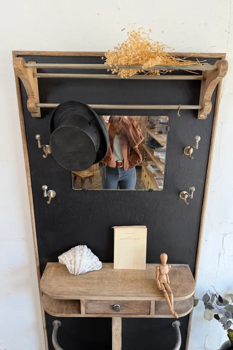 Vestiaire Art Déco en chêne – années 30