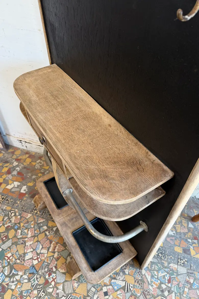 Vestiaire Art Déco en chêne – années 30