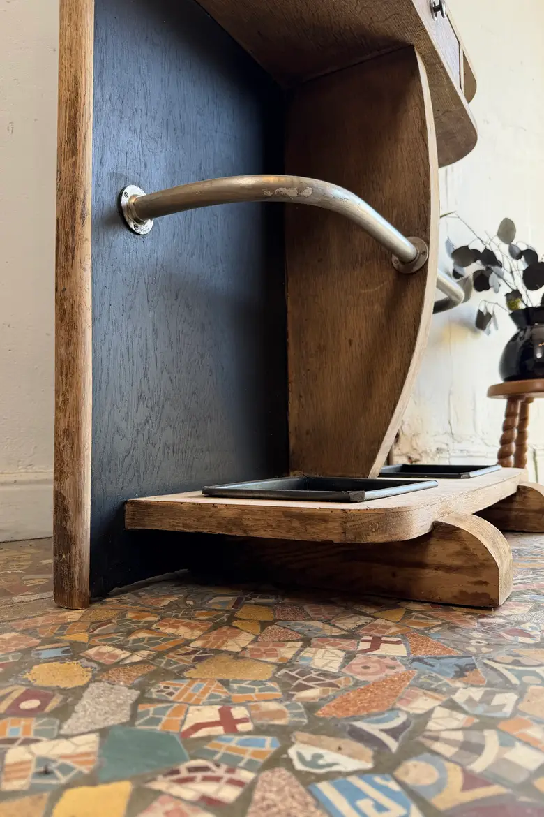Vestiaire Art Déco en chêne – années 30