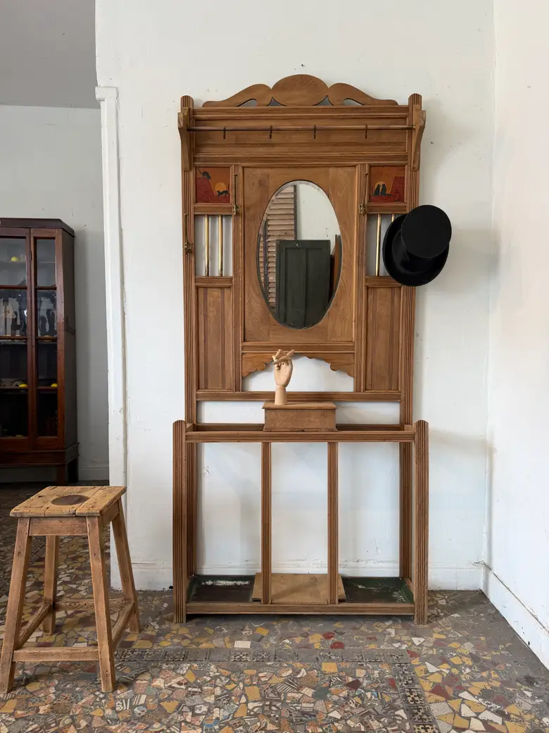 Vestiaire d’entrée Art nouveau en chêne