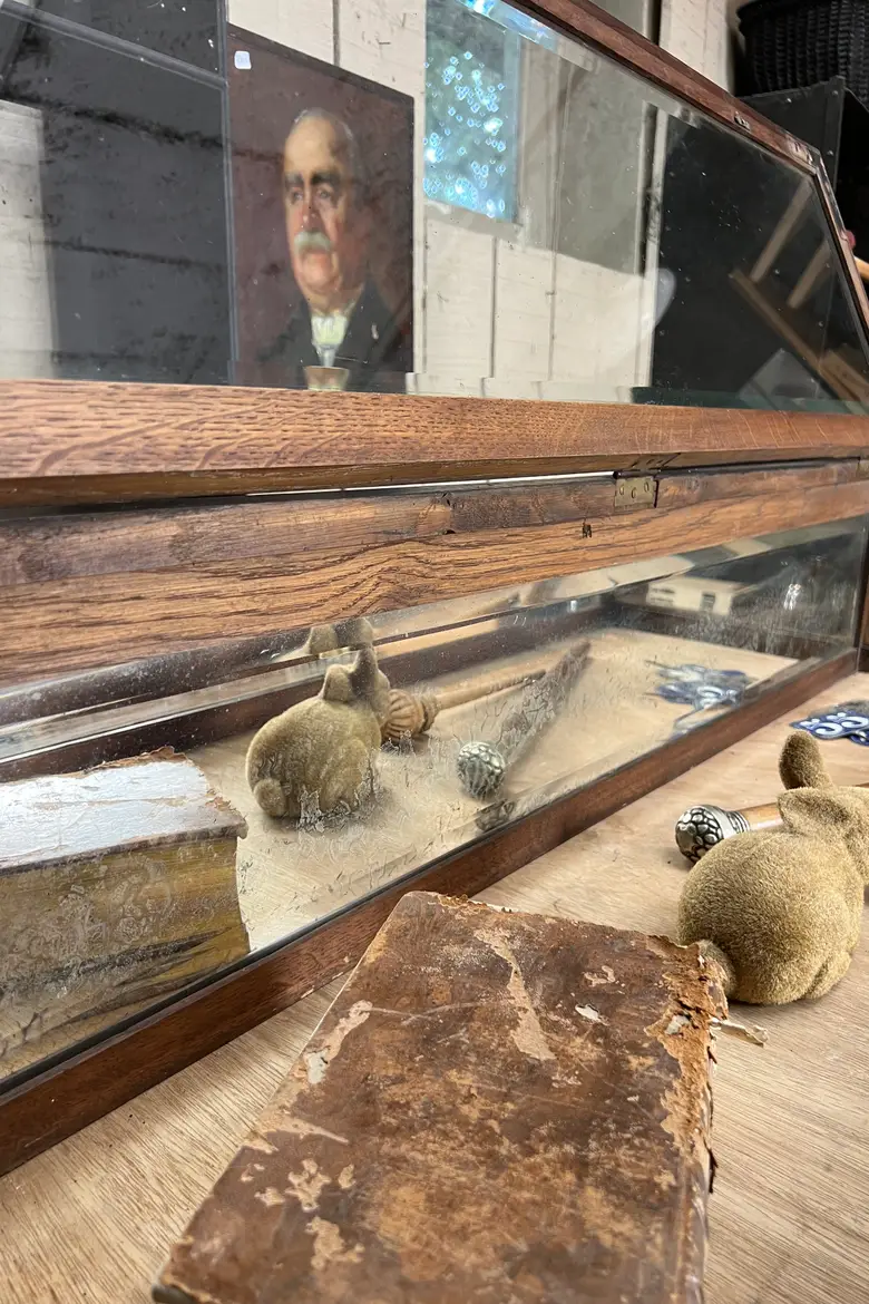 Vitrine à poser en chêne