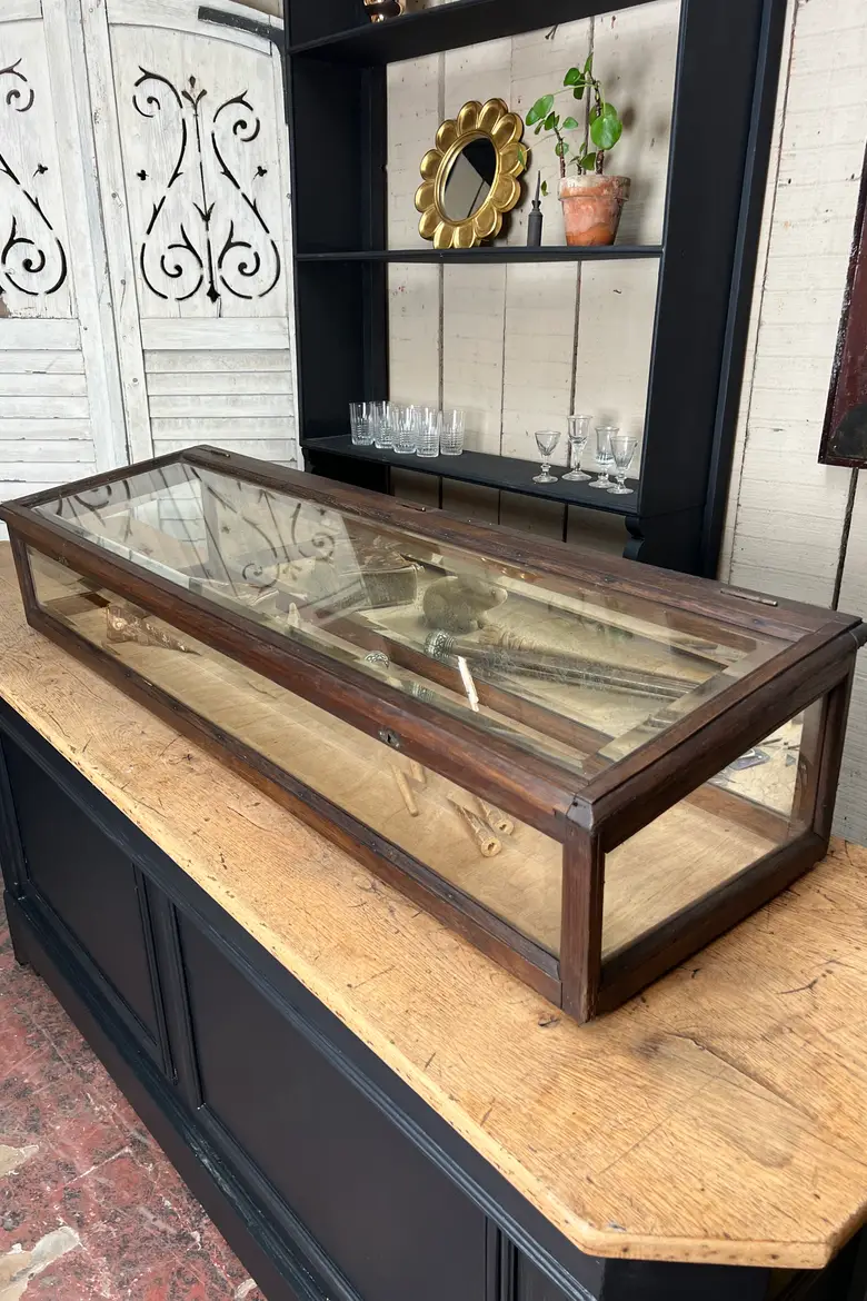 Vitrine à poser en chêne