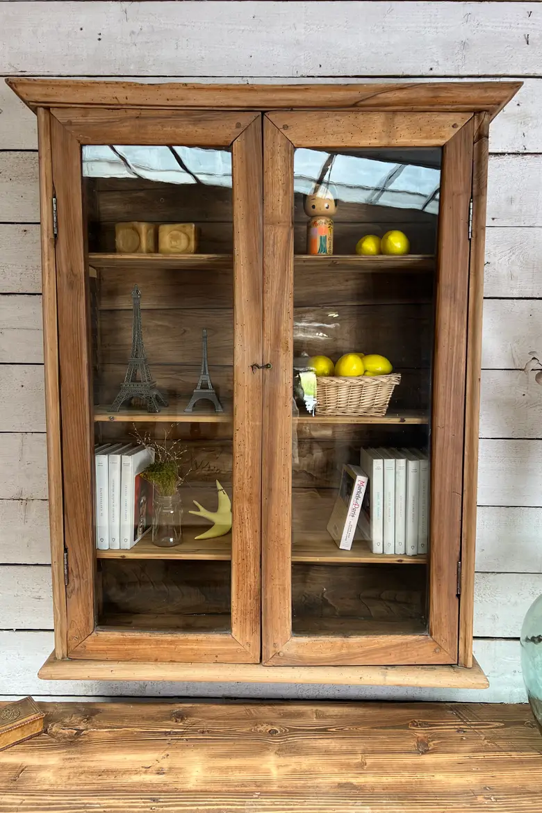 Vitrine à suspendre