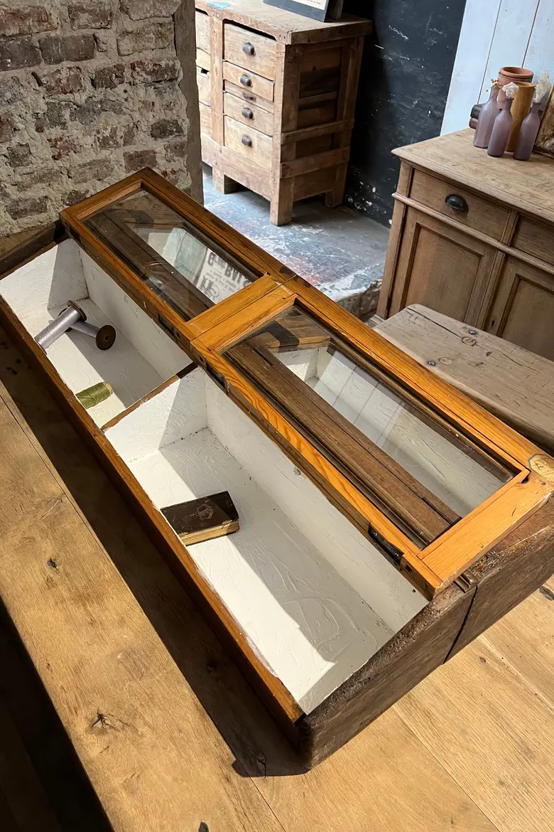 Vitrine de bijoutier à poser Début XXème