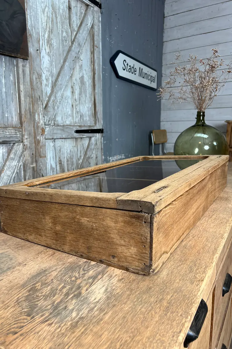 Vitrine de bijoutier en chêne